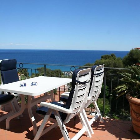 Ferienwohnung In Einer Privaten Villa Mit Meerblickterrasse, Auf Dem Huegel Des Capo Berta Diano Marina Eksteriør bilde