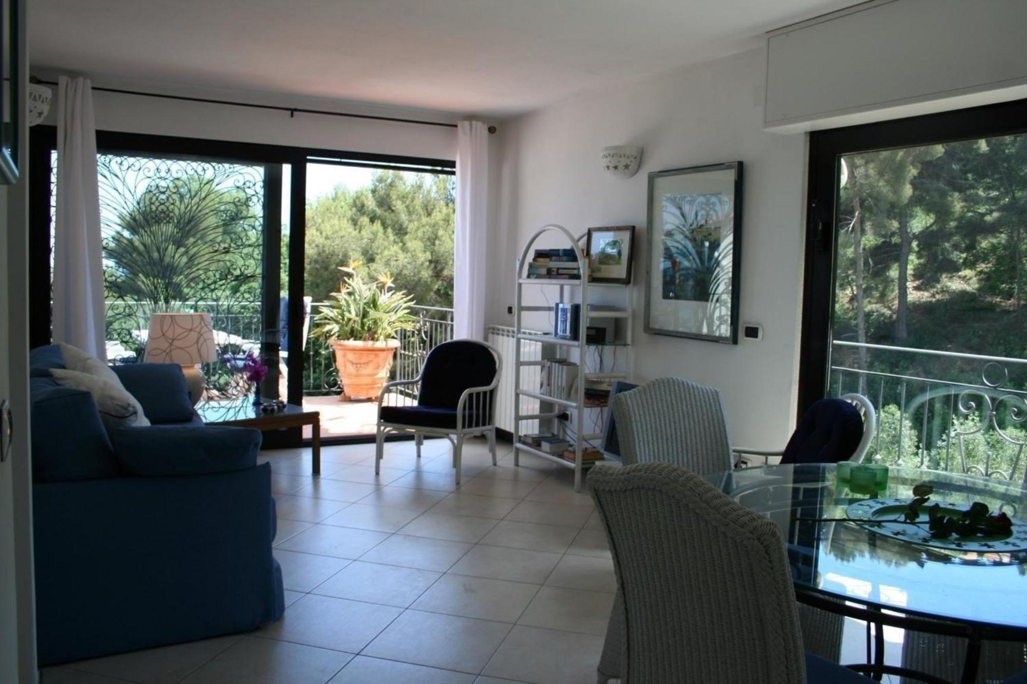 Ferienwohnung In Einer Privaten Villa Mit Meerblickterrasse, Auf Dem Huegel Des Capo Berta Diano Marina Eksteriør bilde